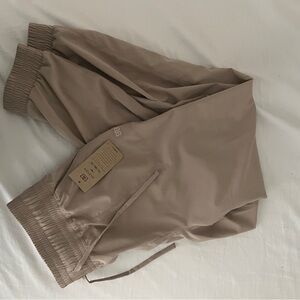 Albion Fit Destination Joggers 🤍